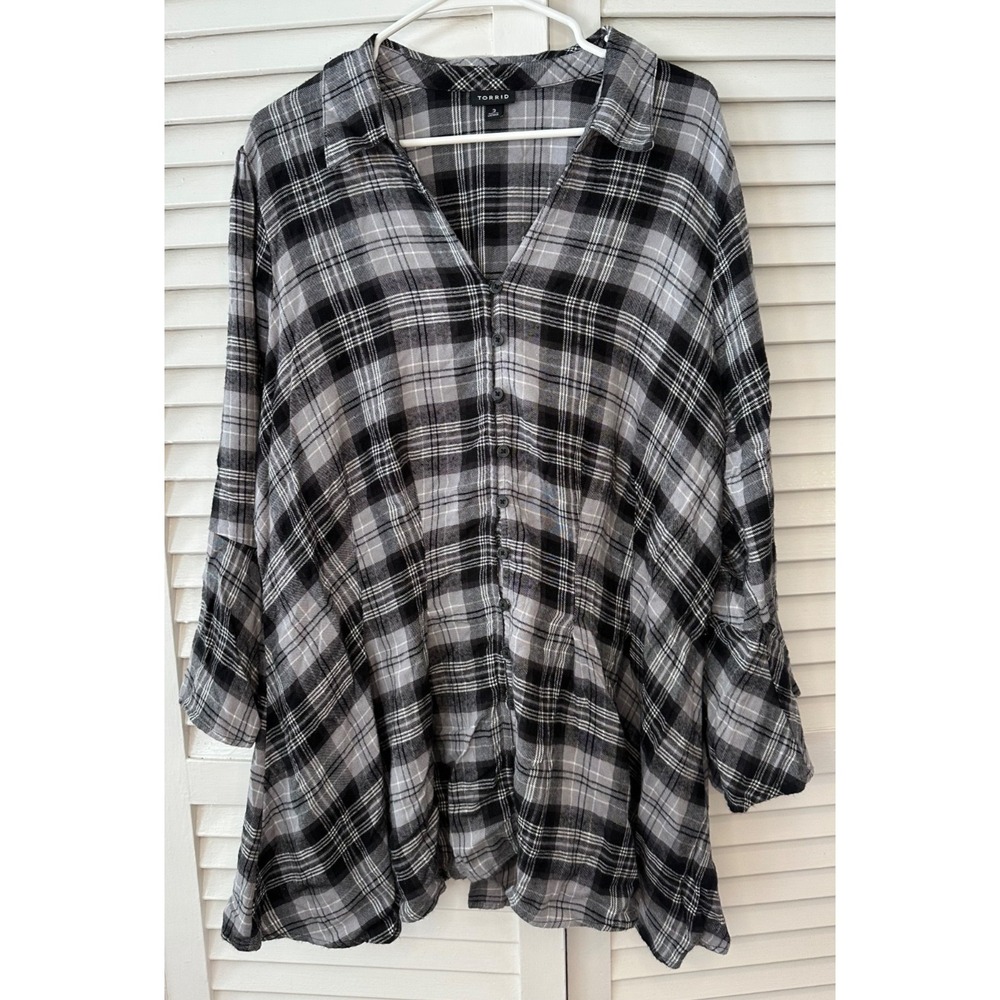 Torrid‎ Size 3 22/24 Black Gray Plaid Flannel Corset Back Bell Sleeve Button Up